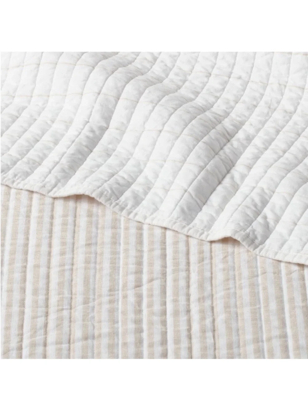 NWT Full/Queen Reversible Cotton Stripe Quilt Khaki - Threshold